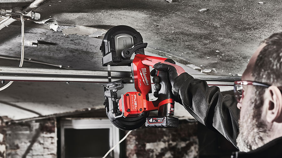 scie à ruban compacte sans fil M12 FBS64 Milwaukee scie à ruban compacte sans fil M12 FBS64 Milwaukee